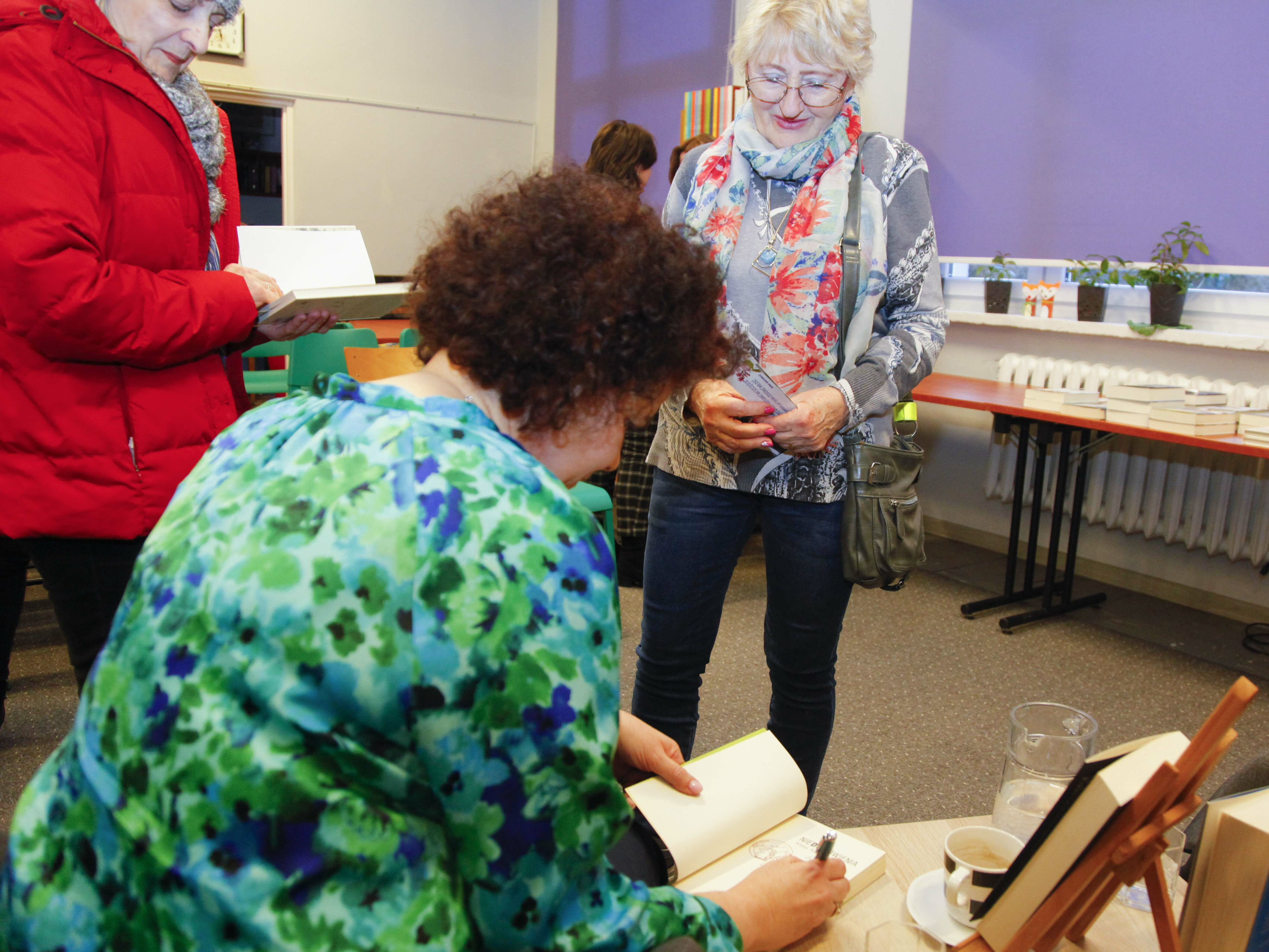 Spotkanie autorskie z Anną Sakowicz
