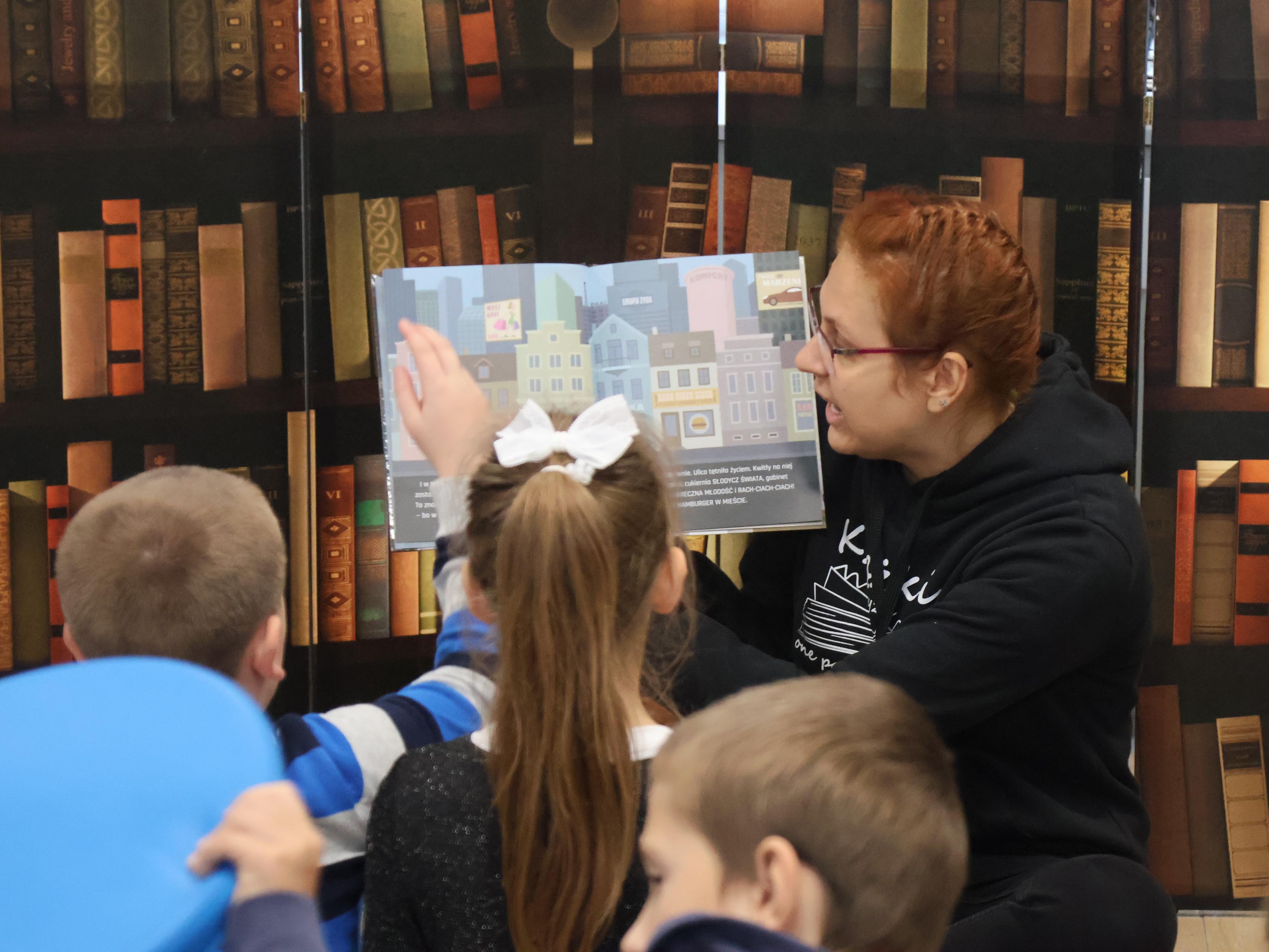 Spotkania literacko-historyczne o historii biblioteki na podstawie wybranych baśni i legend