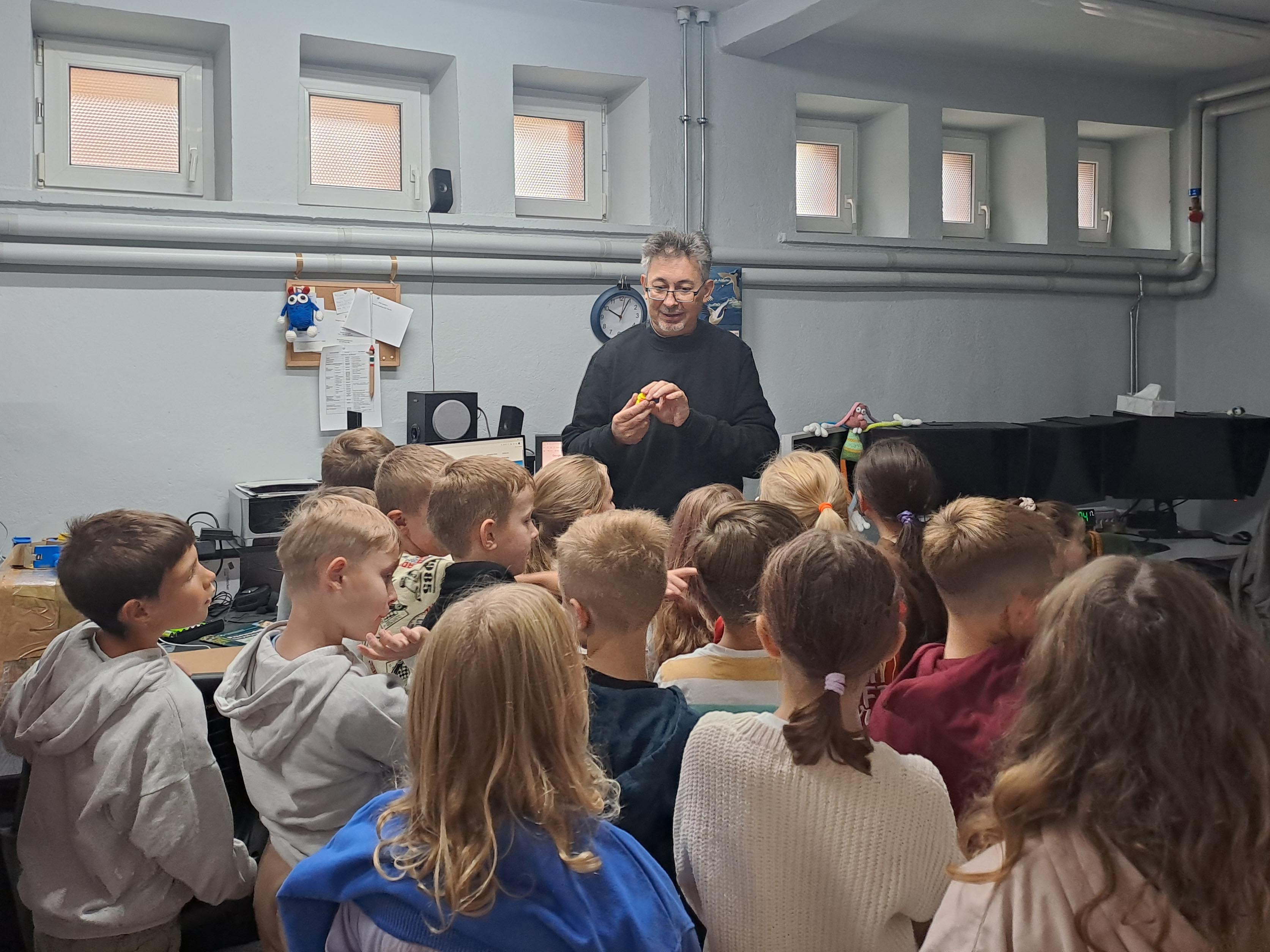 Spotkania literacko-historyczne o historii biblioteki na podstawie wybranych baśni i legend