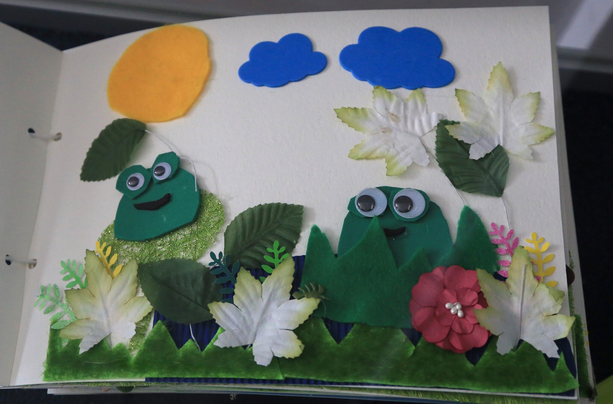 Wystawa książek dotykowych