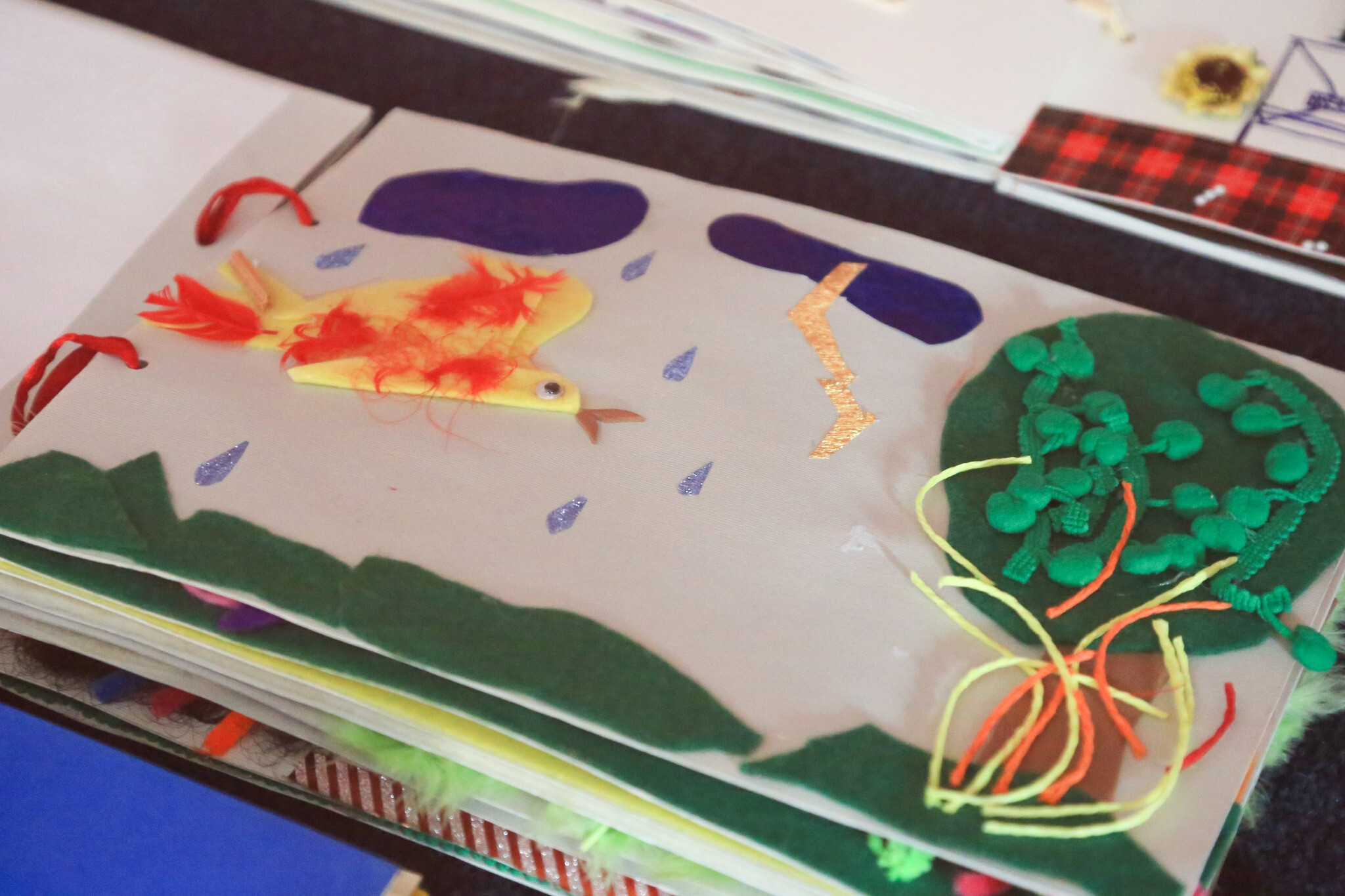 Wystawa książek dotykowych