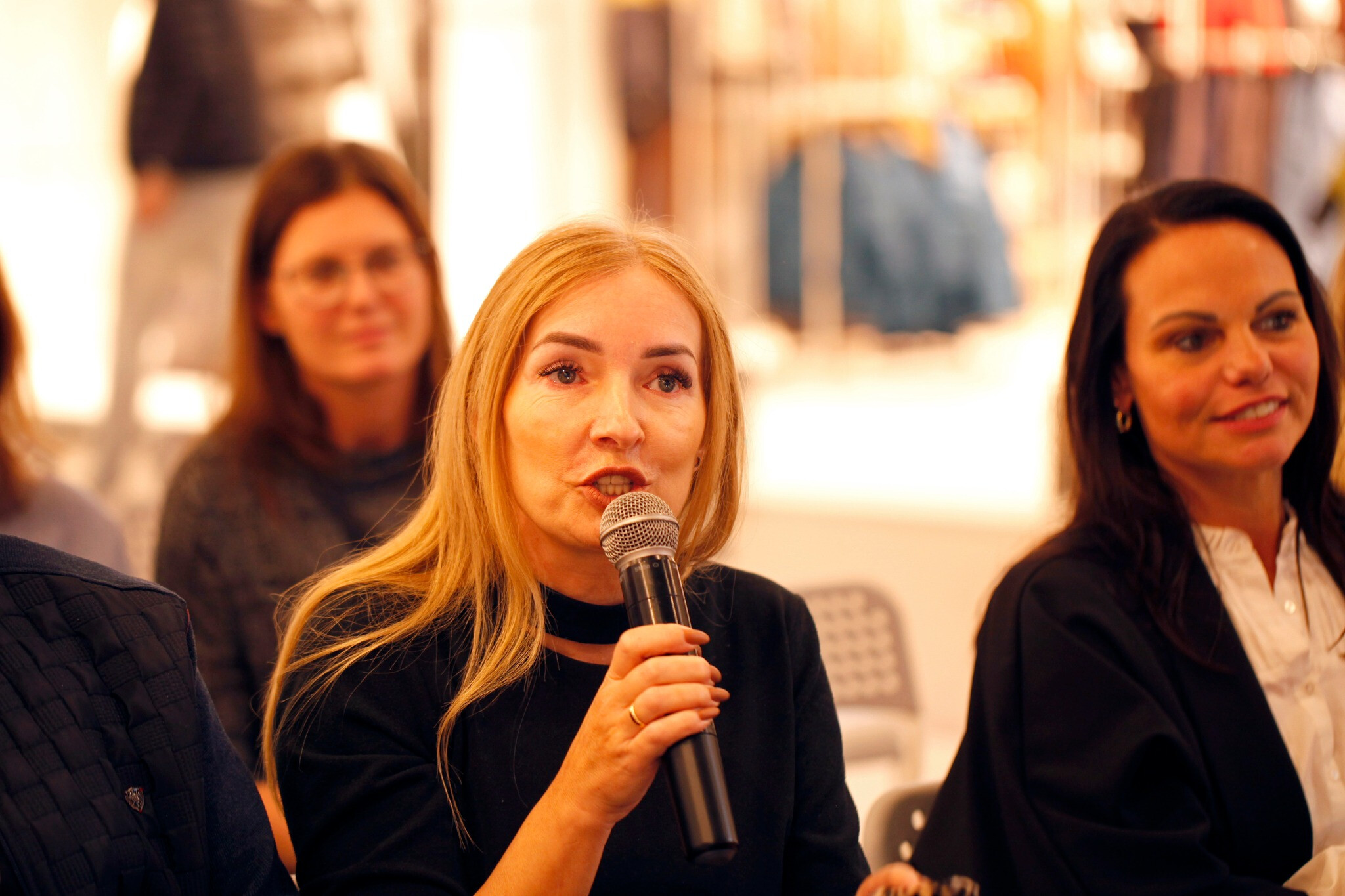 Spotkanie autorskie z Sarą Alex