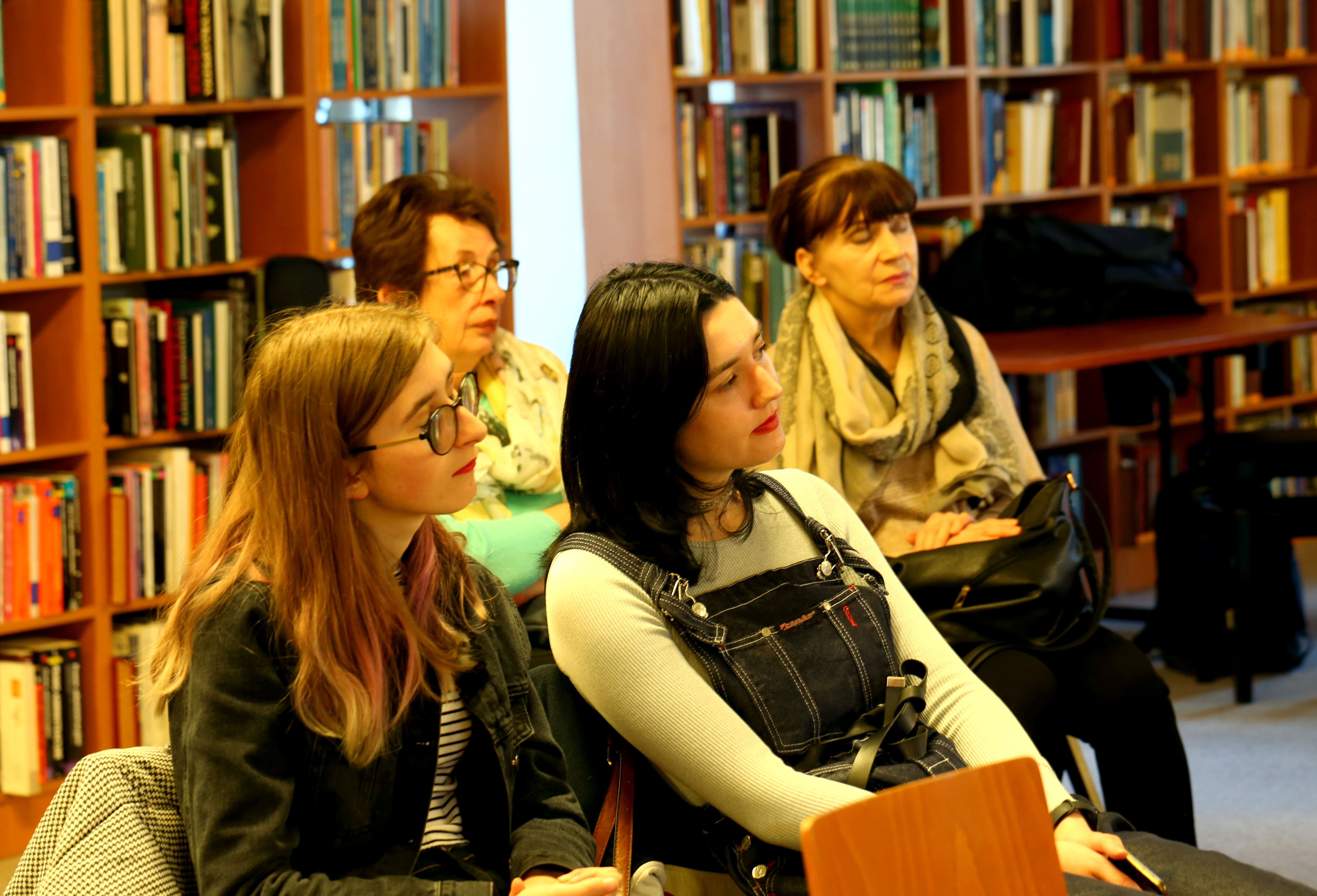 Fotogaleria ze spotkania z Jerzym Fryckowskim 24.03.2022 r.