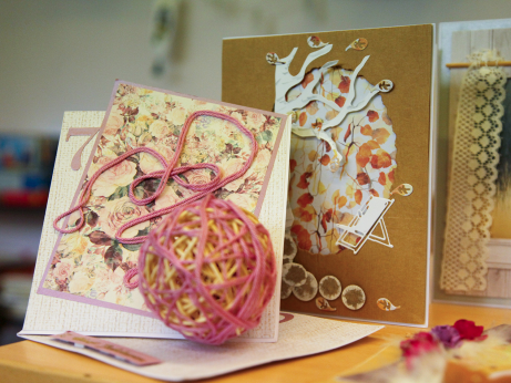 Warsztaty tworzenia kartek świątecznych - filia nr 8