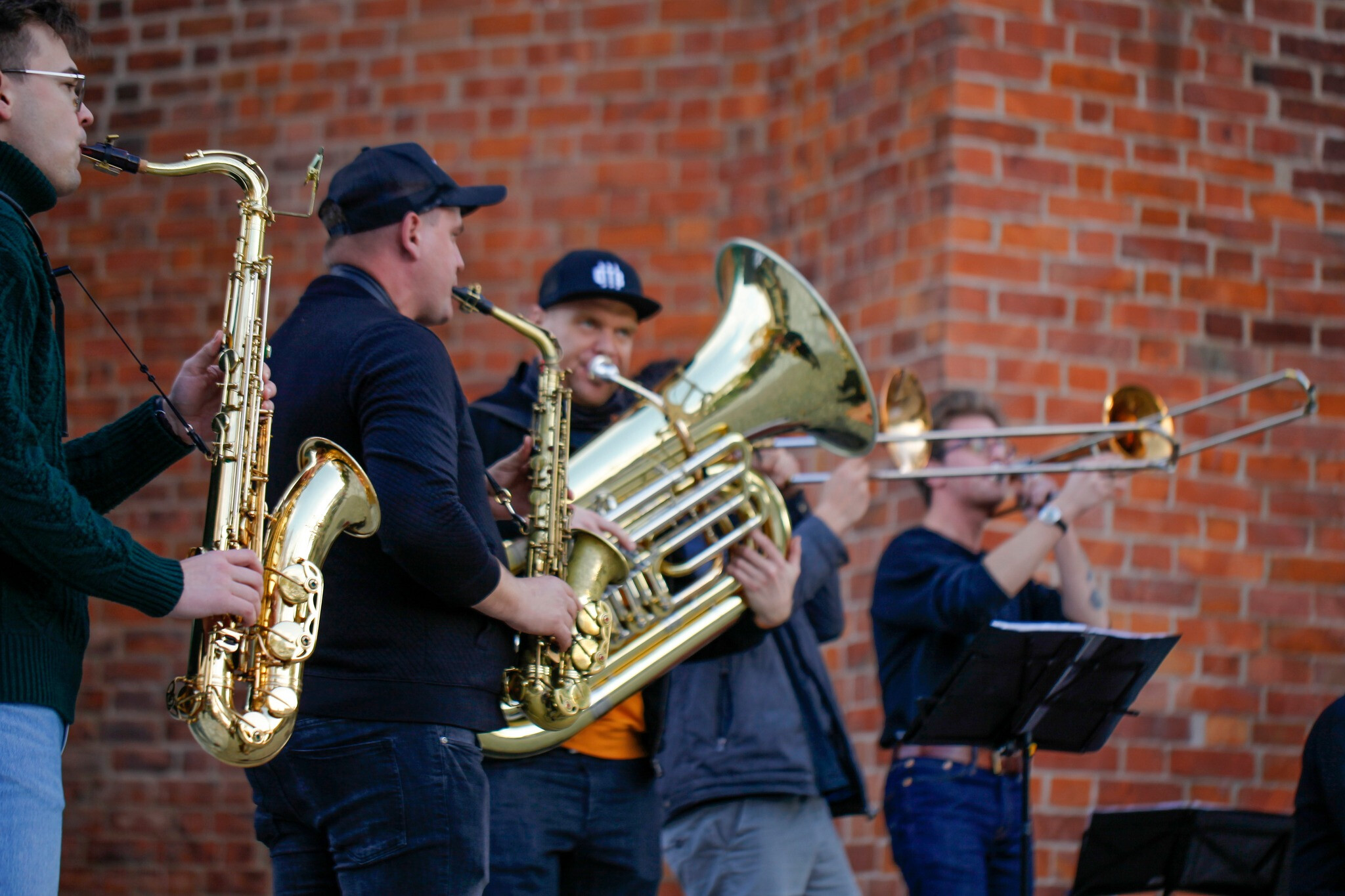 Inauguracja XVIII Komeda jazz Festival na dziedzińcu MBP 14.10.2022