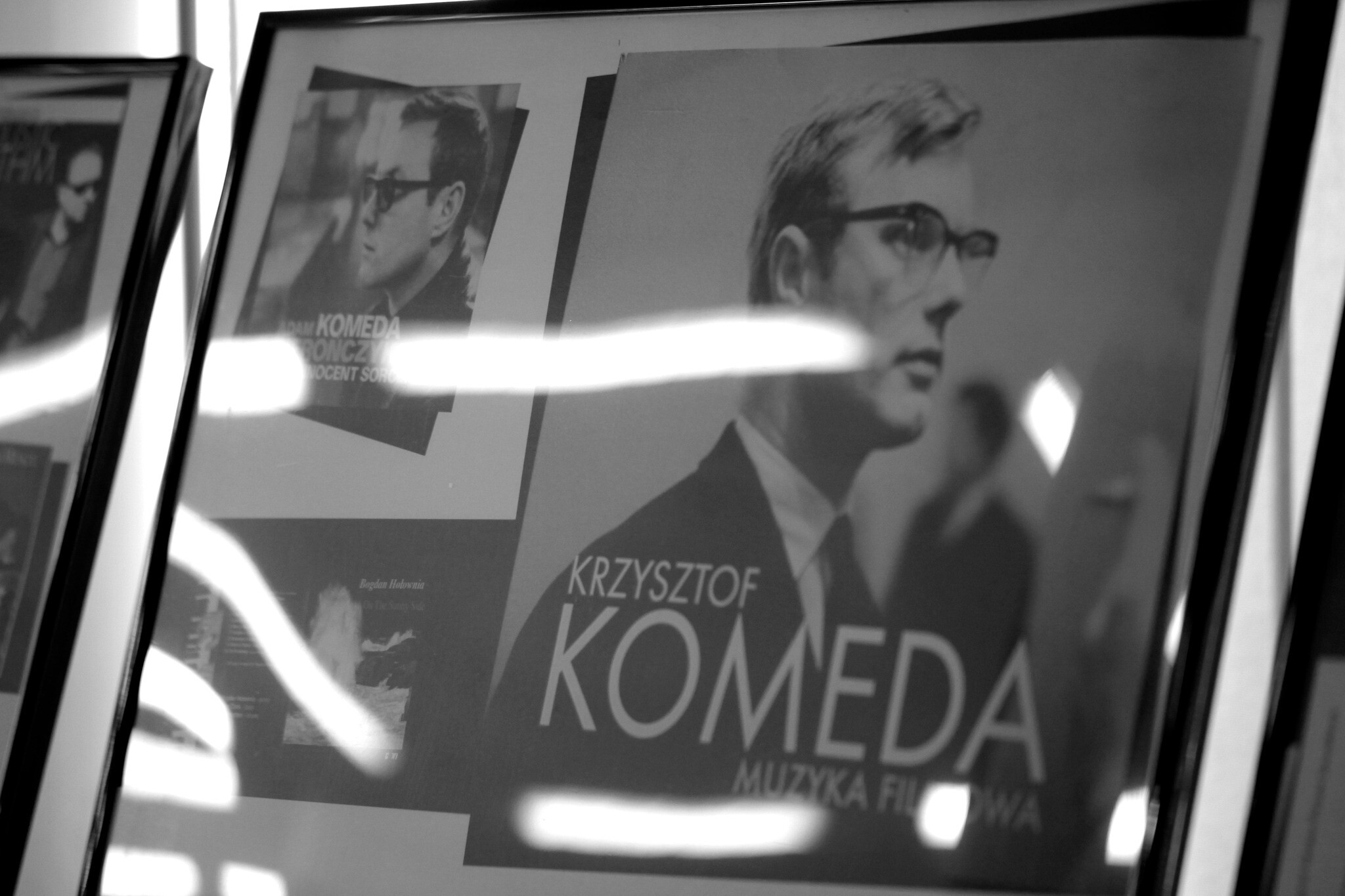 Zdjęcia z wydarzenia Komeda Jazz Festival 2022 w MBP w Słupsku 16-17.10.2022