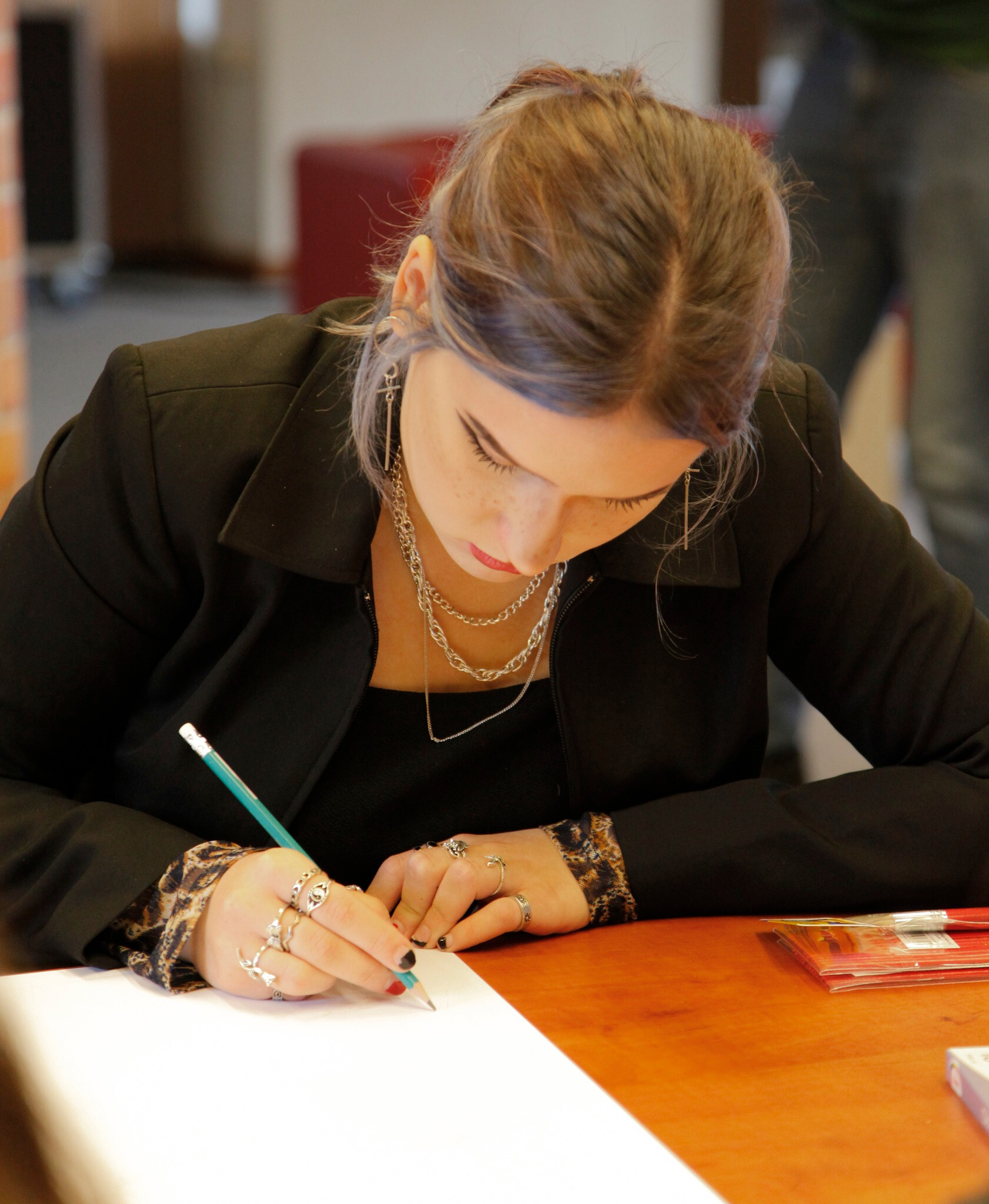 Kobieta - Słowo - Obraz - warsztaty komiksu w MBP w Słupsku 14-15.09.2022